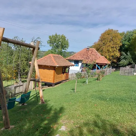 Seosko Domacinstvo Alababa Holiday home *