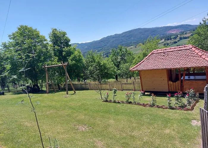 Casa de Férias Seosko Domacinstvo Alababa